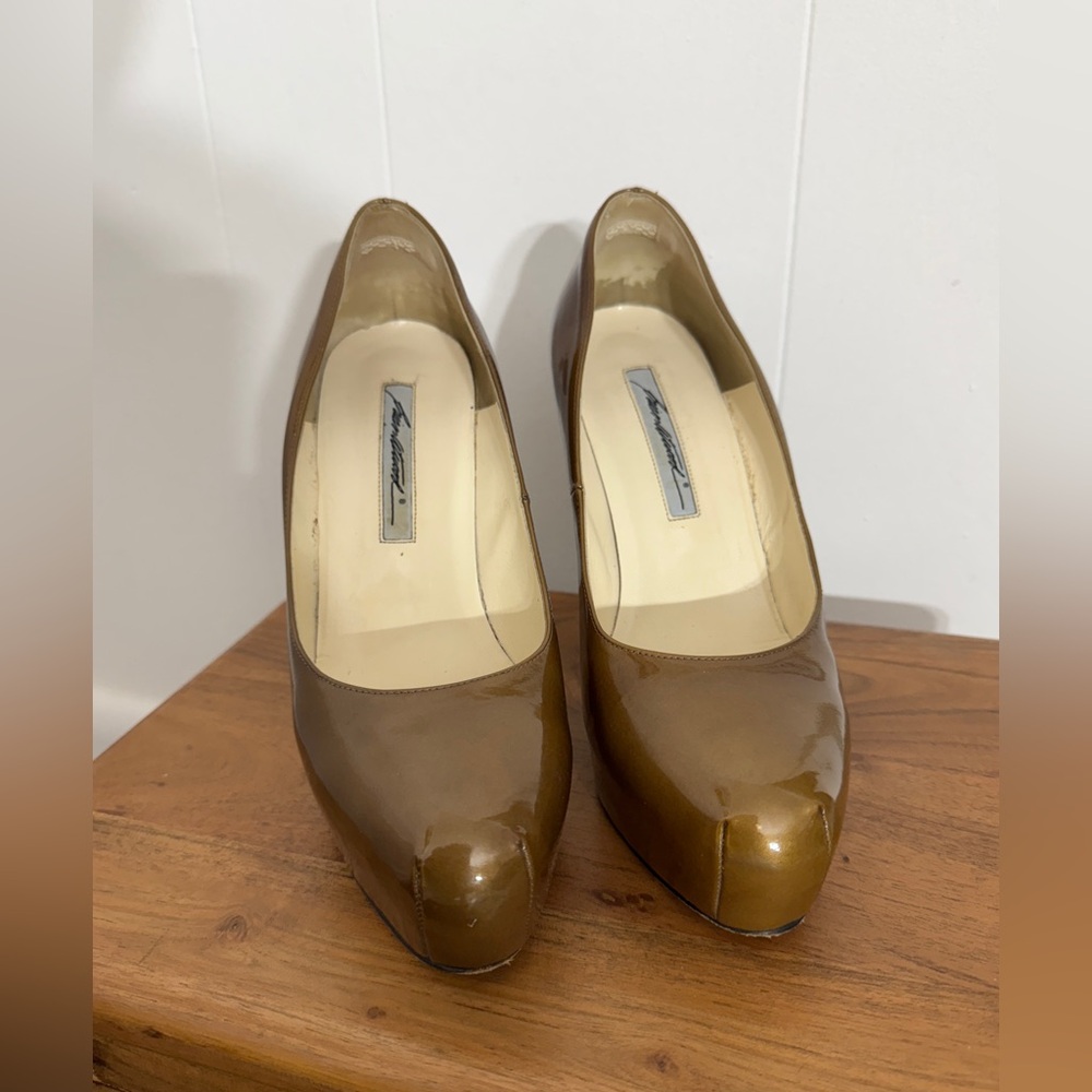 Brian Atwood Maniac Pumps - Picture 2 of 10